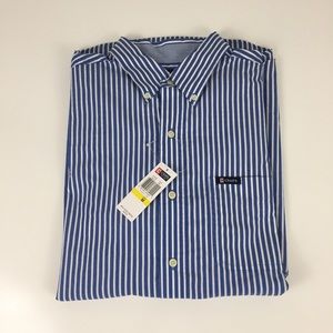 Chaps NWT Men’s Long Sleeve Button Up Shirt Size M